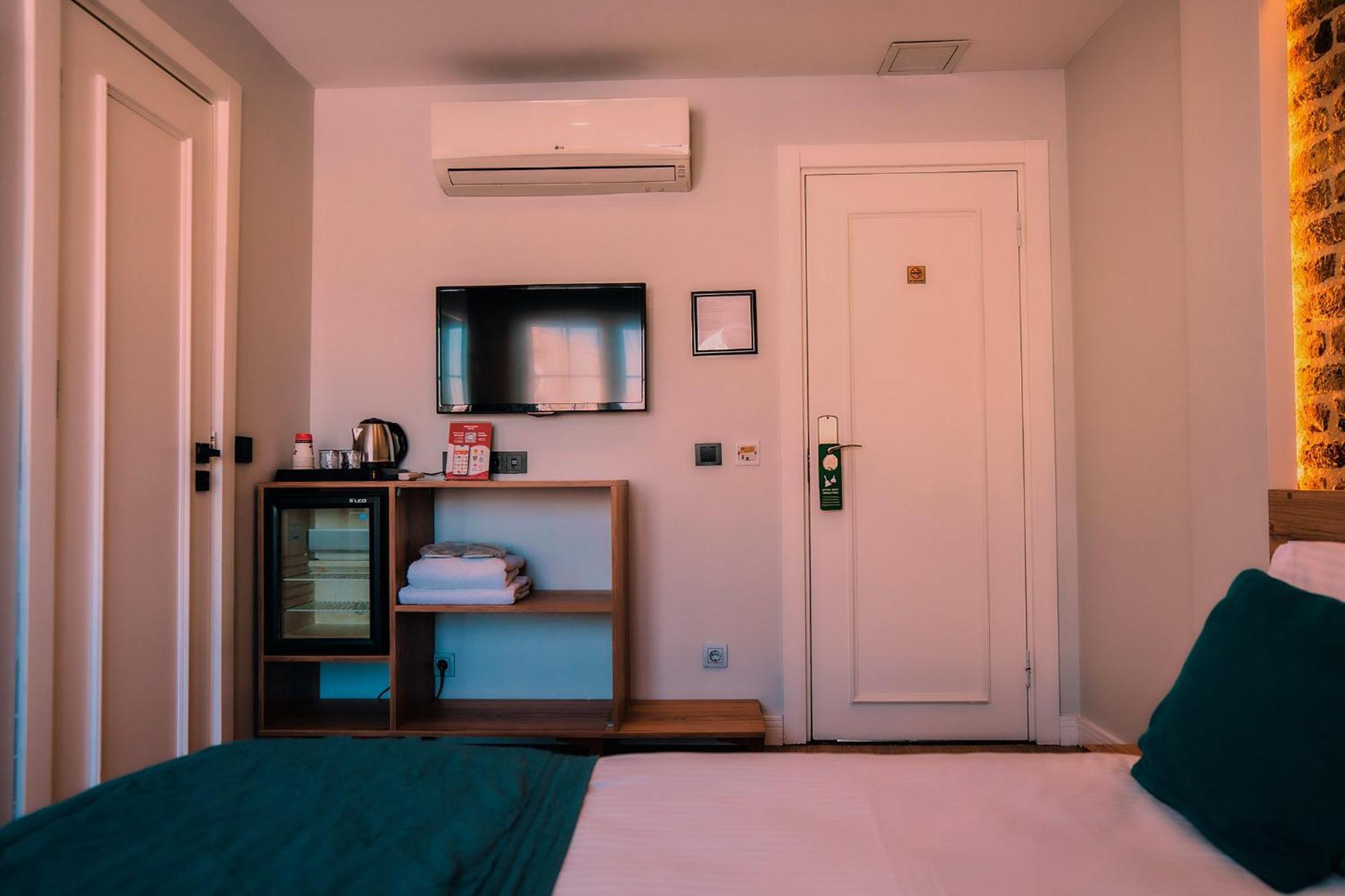 Taksim Santa Lucia Hotel Istanbul Eksteriør billede