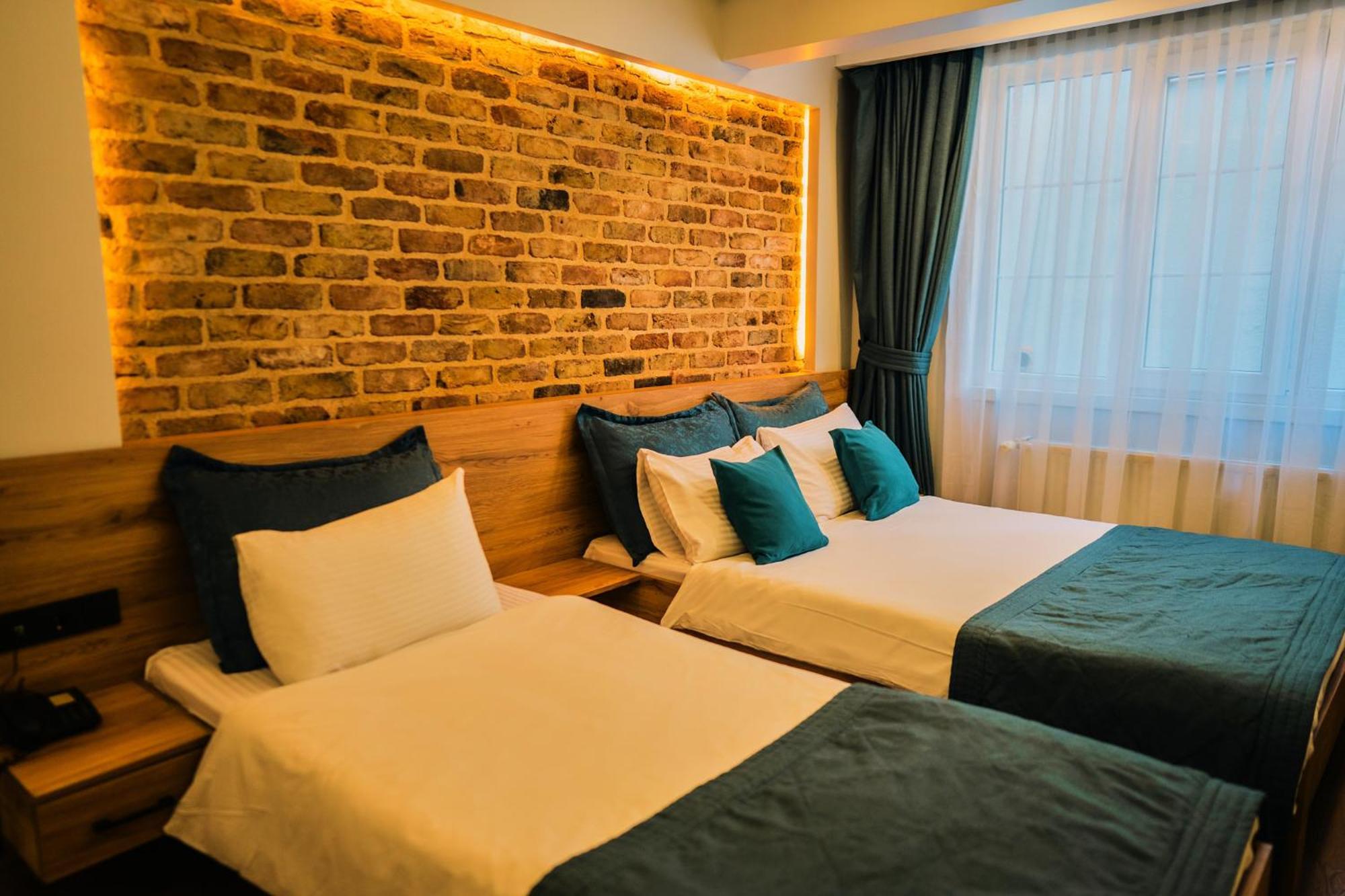 Taksim Santa Lucia Hotel Istanbul Eksteriør billede