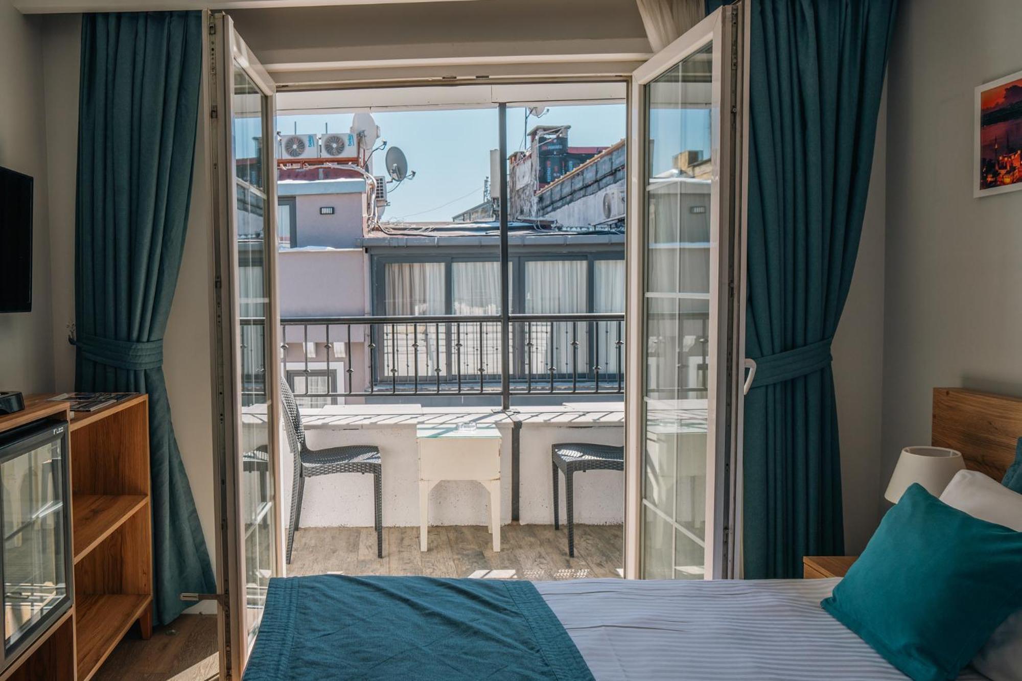 Taksim Santa Lucia Hotel Istanbul Eksteriør billede