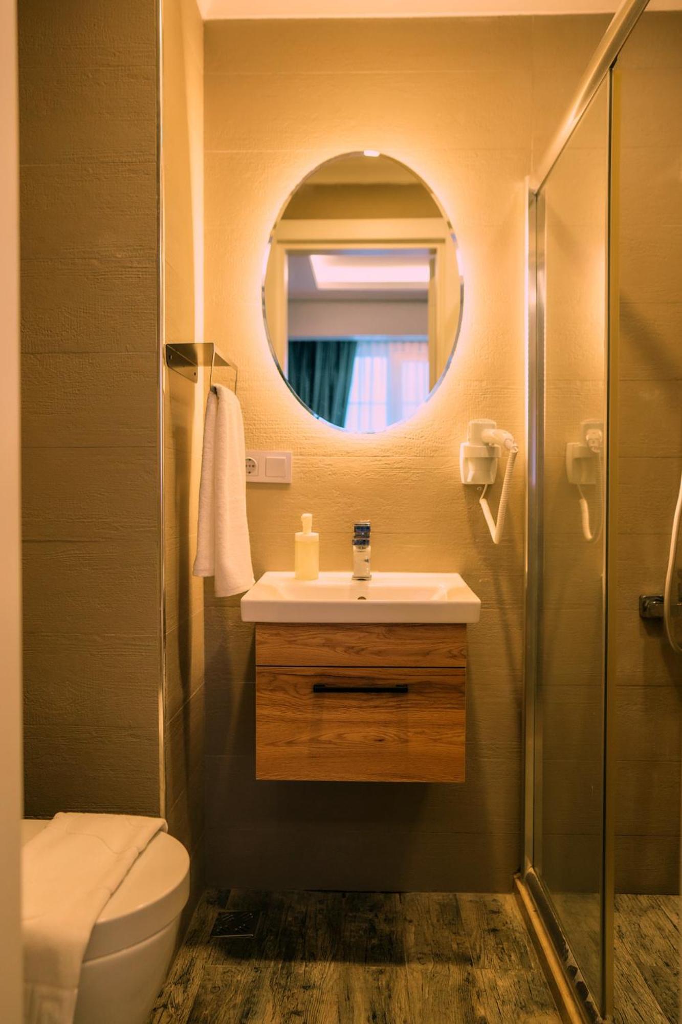 Taksim Santa Lucia Hotel Istanbul Eksteriør billede